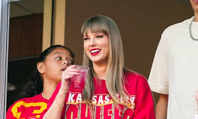 Taylor Swift: The Ultimate Chiefs Fan and Her Unforgettable NFL Moments