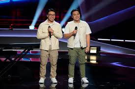 Twin Brothers Justin & Jeremy Garcia Impress Coaches on The Voice Season 25