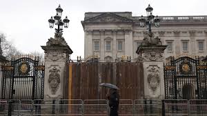 Why is Buckingham Palace not flying flags at half-mast? The latest on the British Royal Family