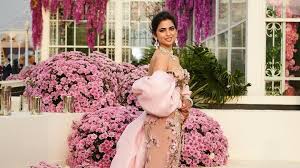 Glamorous Pink Look of Isha Ambani at Brother’s Pre-Wedding Event