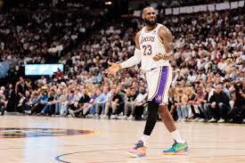 LeBron James Leads Los Angeles Lakers to Victory Over Denver Nuggets in NBA Showdown