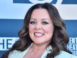 Melissa McCarthy’s Stunning Weight Loss Transformation: A Look at Her Slimmed-Down Appearance