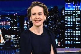 Sarah Paulson Shares Theater Vocal Warm-Up Tips with Jimmy Fallon