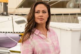 Vanessa Lachey Makes History as First Female Lead in NCIS: Hawai’i