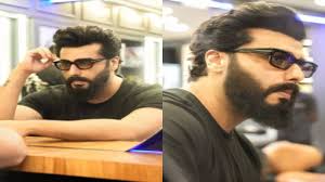 Arjun Kapoor’s Latest Haircut by Celebrity Hairstylist Sparks Buzz in Bollywood