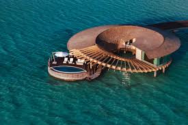 Revolutionizing Luxury Tourism on Ummahat AlShaykh Island in the Red Sea