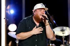 Luke Combs Delivers Heart-Pounding Single ‘Ain’t No Love in Oklahoma’ from Exciting ‘Twisters’ Album