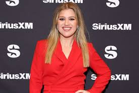 Kelly Clarkson Opens Up About Prescription Medication for Weight Loss