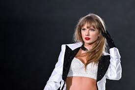 Taylor Swift Fans at Risk of Missing Dublin Gigs Due to Aer Lingus Strike