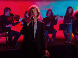 Beck’s Stunning Orchestral Performance of ‘Paper Tiger’ on Jimmy Kimmel Live