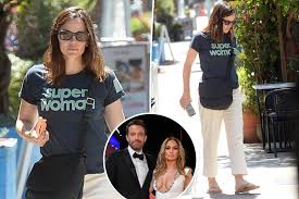 Jennifer Garner Shows Support with ‘Super Woman’ T-Shirt Amid Ben Affleck and Jennifer Lopez Divorce Rumors