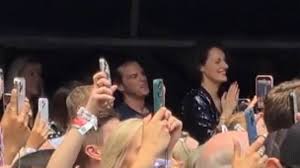 Phoebe Waller-Bridge and Andrew Scott Heat Up Taylor Swift’s Wembley Concert