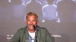 The Lavish Lifestyle of Kevin Costner: Exposing His Massive Net Worth and Income