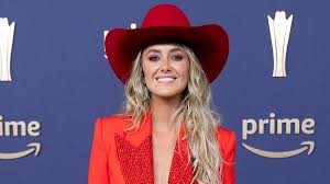 Country Music Star Lainey Wilson Embraces American Identity Ahead of 2024 ACM Awards