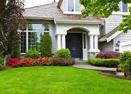 Top Curb Appeal Trends to Impress Your Neighbors and Potential Buyers