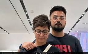 Hina Khan Expresses Gratitude for Boyfriend Rocky Jaiswal During Cancer Battle