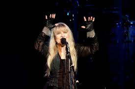 The Impact of Stevie Nicks’ Iconic Style on Fashion Trends